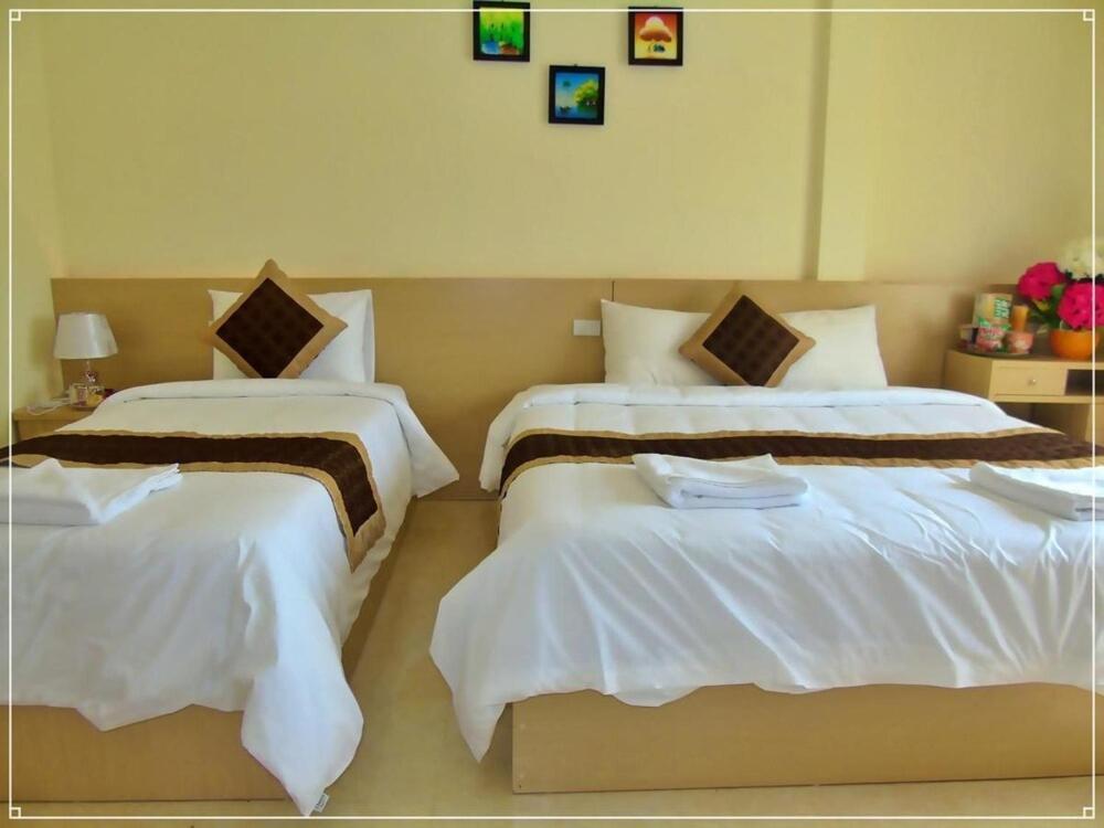 Downtown Vang Vieng Hotel Exterior photo